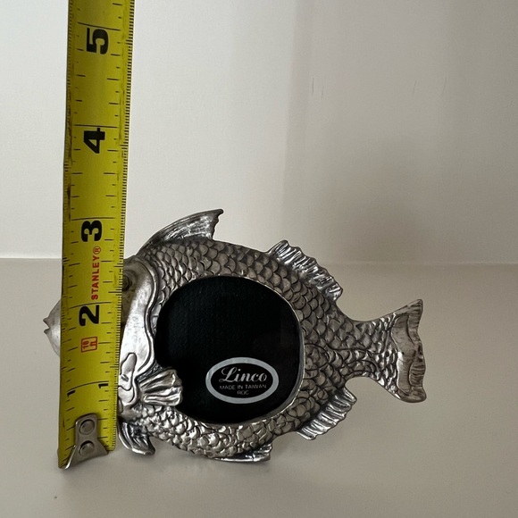 Silver Fish-Shaped Photo Frame - Picture 4 of 4